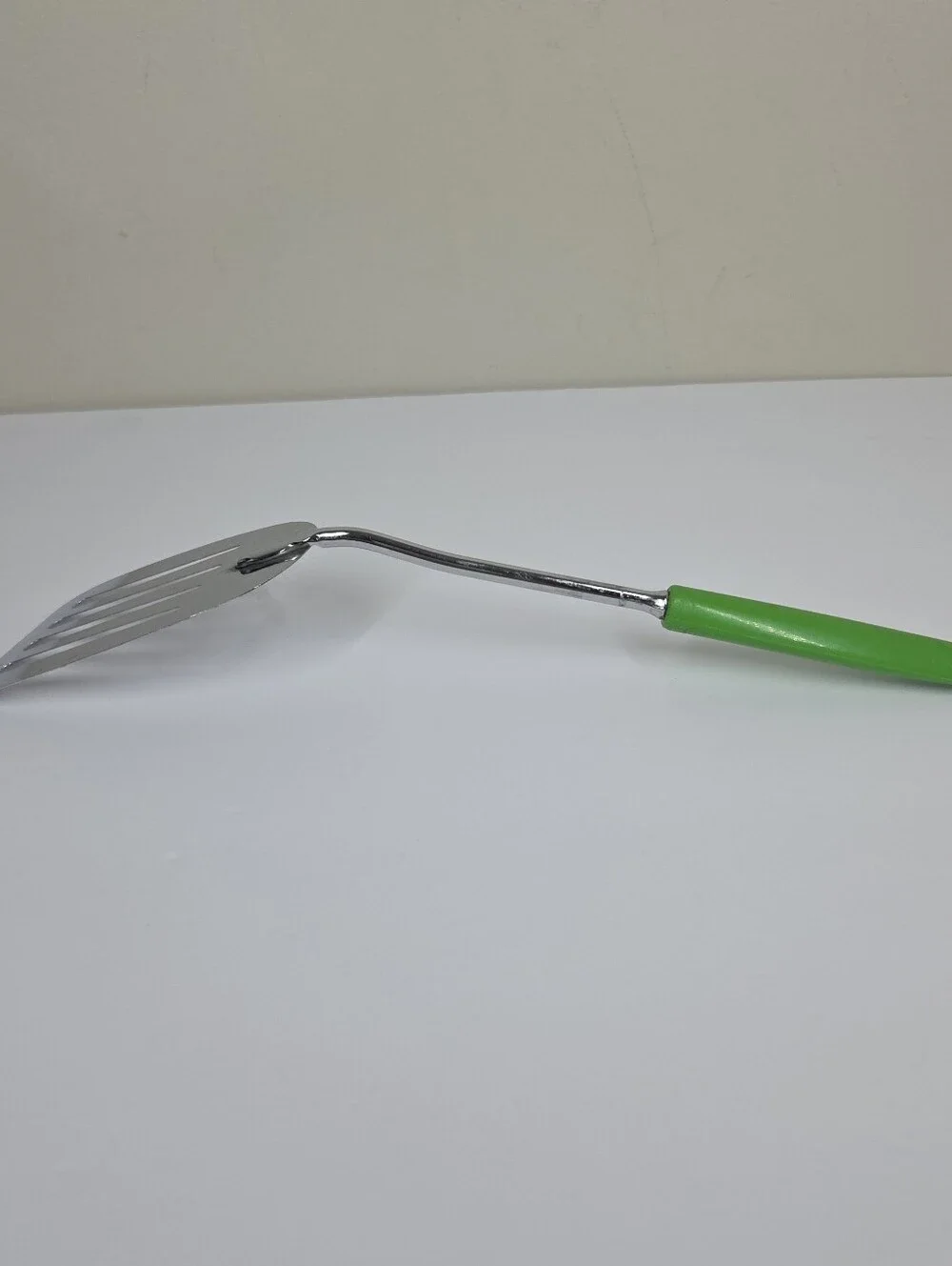 Vtg Ekco Angled Slotted Spatula Green Handle Chromium Plated 4 Slot